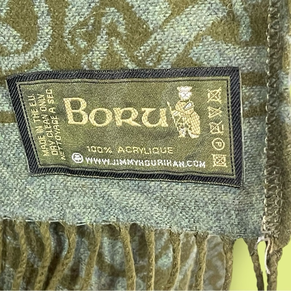 Jimmy Hourihan Fringed Shawl with Celtic Motif Boru Irish Wrap Muti Green - Picture 4 of 14